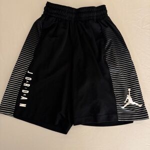Boys size medium Nike Jordan basketball shorts